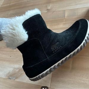 Sorel winter booties, size 8